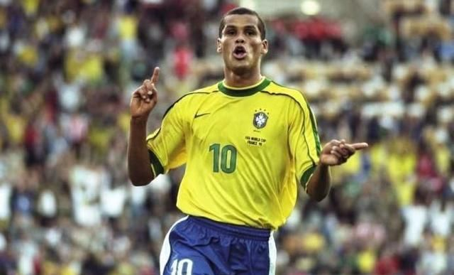 这背后的成 这背后的成