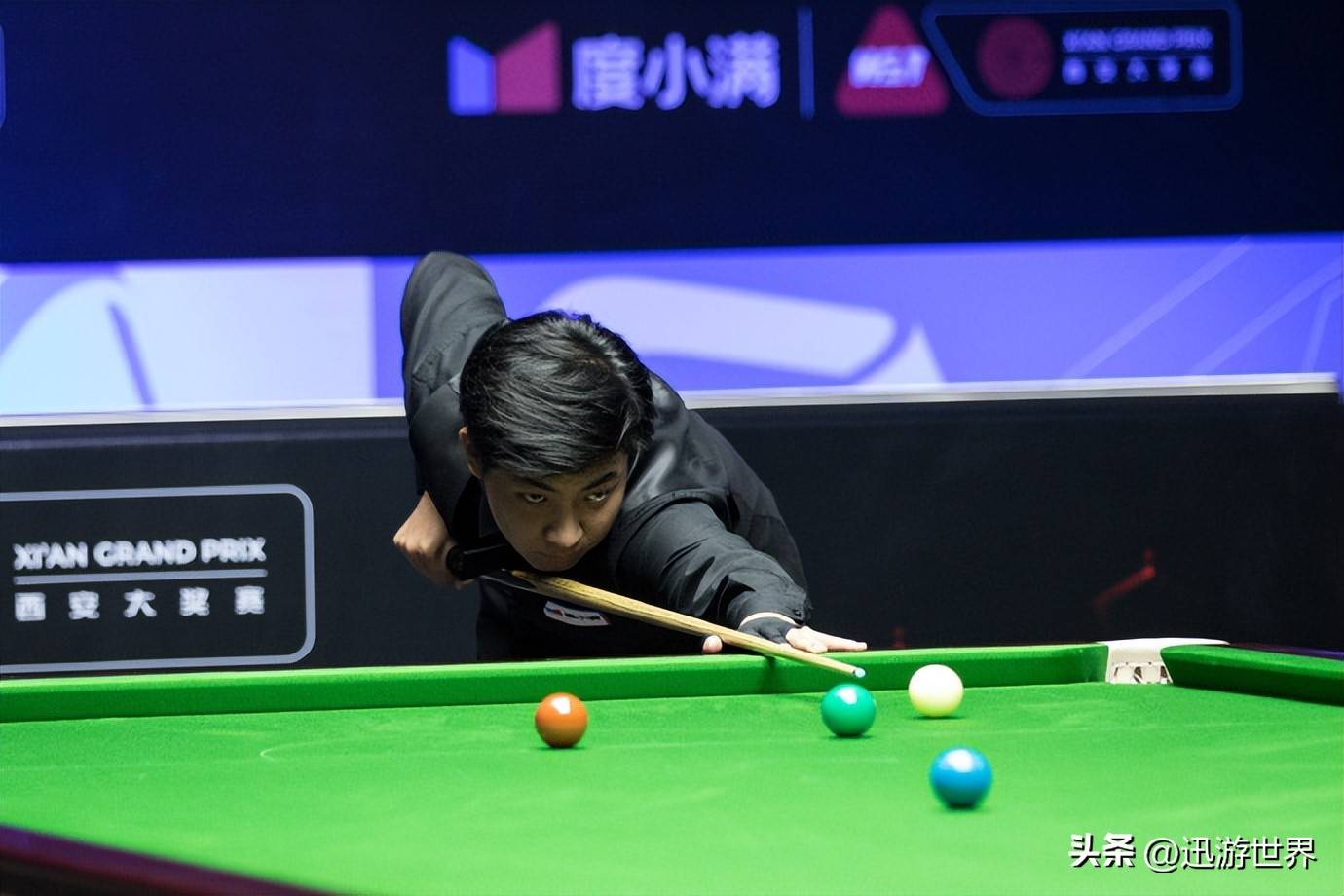 球由于8号 球由于8号